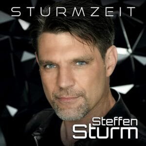 Steffen Sturm veröffentlicht Debüt-Album "Sturmzeit" - SO persönlich ist das Werk | Steffen Sturm