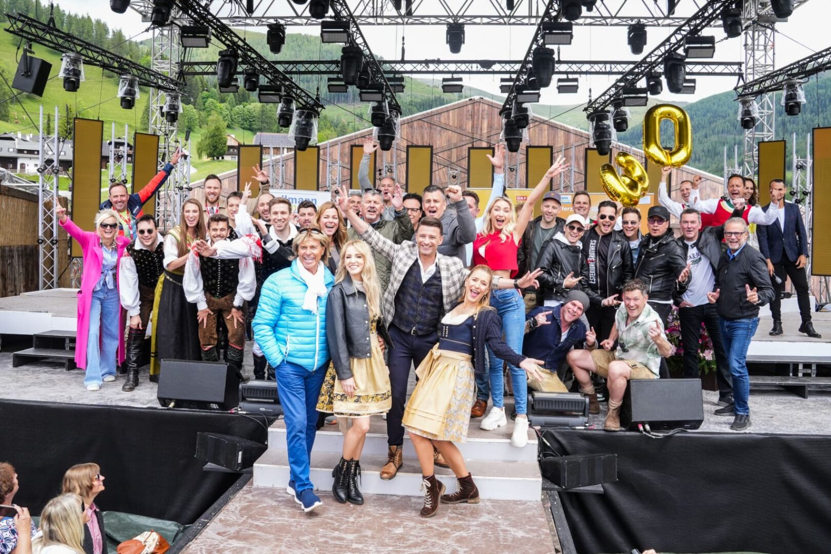 Wenn Die Musi Spielt Die Schönsten Fotos Von Der Pressekonferenz Des Sommer Open Airs 2024