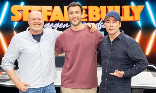 V.l.: Stefan Raab, Marc und Michael Bully Herbig

+++ Die Verwendung des sendungsbezogenen Materials ist nur mit dem Hinweis und Verlinkung auf RTL+ gestattet. +++