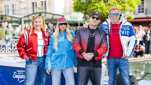 Die Jury mit (v.l.) Beatrice Egli, Loredana, Pietro Lombardi und Dieter Bohlen.


+++ Die Verwendung des sendungsbezogenen Materials ist nur mit dem Hinweis und Verlinkung auf RTL+ gestattet. +++