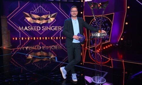 Titel: The Masked Singer;
Staffel: 11;
Person: Matthias Opdenhövel;
Copyright: Joyn/Willi Weber;
Fotograf: Willi Weber;
Bildredakteur: Nadine Vaders;
Dateiname: 3055749.JPG;
Rechtehinweis: Dieses Bild darf bis eine Woche nach Ausstrahlung honorarfrei fuer redaktionelle Zwecke und nur im Rahmen der Programmankuendigung verwendet werden. Spaetere Veroeffentlichungen sind nur nach Ruecksprache und ausdruecklicher Genehmigung der Seven.One Entertainment Group GmbH moeglich. Nicht fuer EPG! Verwendung nur mit vollstaendigem Copyrightvermerk. Das Foto darf nicht veraendert, bearbeitet und nur im Ganzen verwendet werden. Es darf nicht archiviert werden. Es darf nicht an Dritte weitergeleitet werden. Aneinanderreihung/Zusammenlegung/Kopplung von Bildern zum Zweck der Erstellung von Slide-Shows o.ä. nicht gestattet; Verbindung/Einfügen/Anfügen von Werbung nicht gestattet. 
Bei Fragen: foto@seven.one
Voraussetzung fuer die Verwendung dieser Programmdaten ist die Zustimmung zu den Allgemeinen Geschaeftsbedingungen der Presselounges der Sender der Seven.One Entertainment Group GmbH.