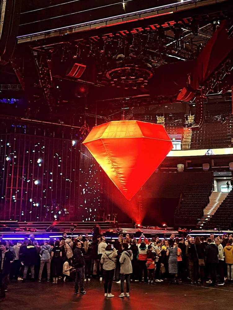 Helene Fischer: Tourstart in Hamburg - Erstes Foto der Bühne | Helene Fischer