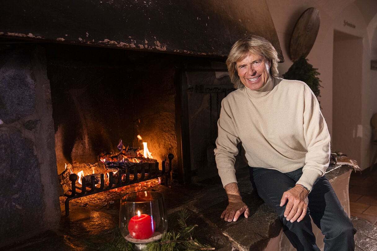 Portrait of Hansi Hinterseer at Winterstellgut for "Hansi Hinterseer - Weihnachtslichter", October 31st, 2024.